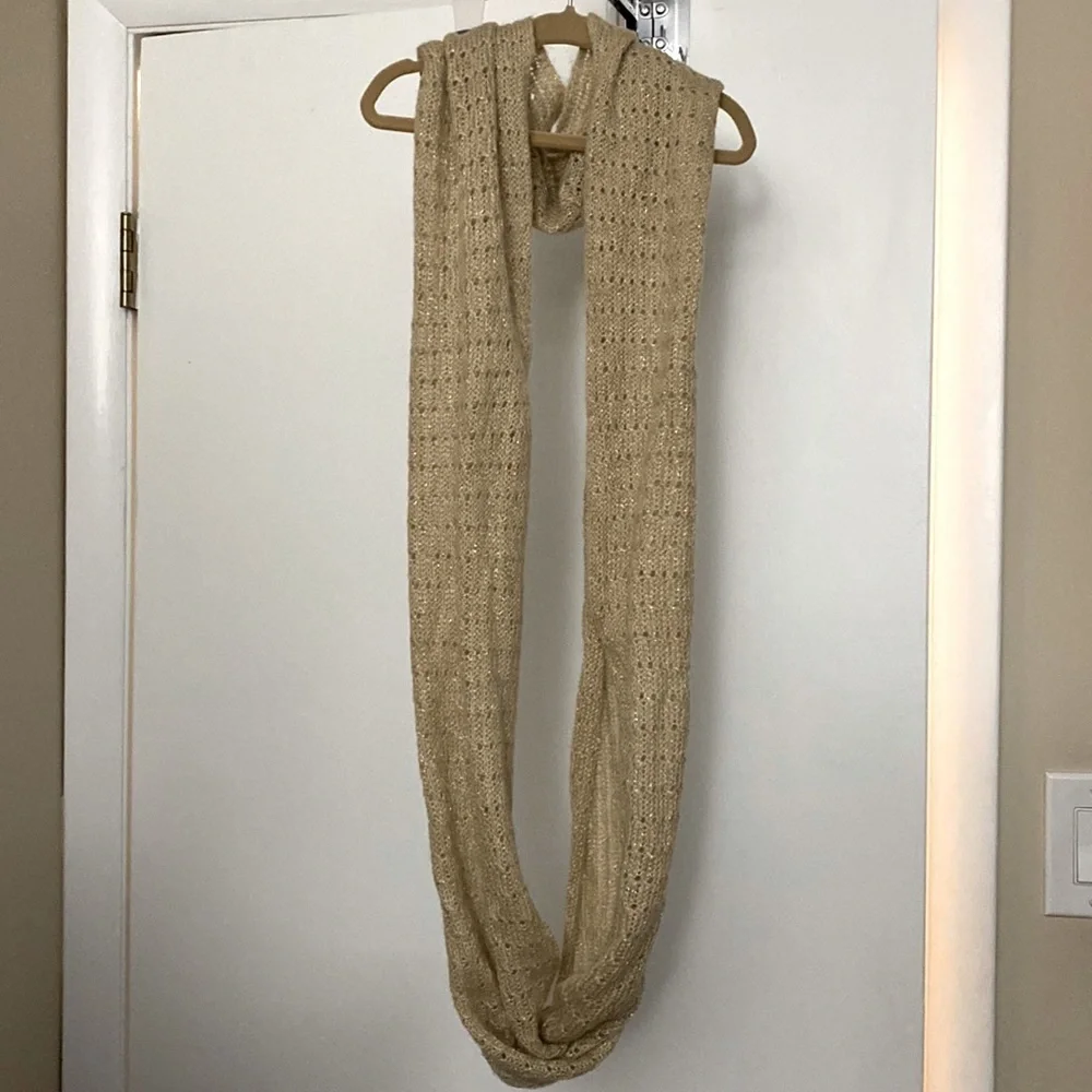 Ruby & Bloom Beige and Gold Infinity Scarf